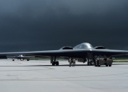 英雄联盟总决赛直播-哈弗茨重剑与波兰锁链，现代足球硬仗美学的两极演绎