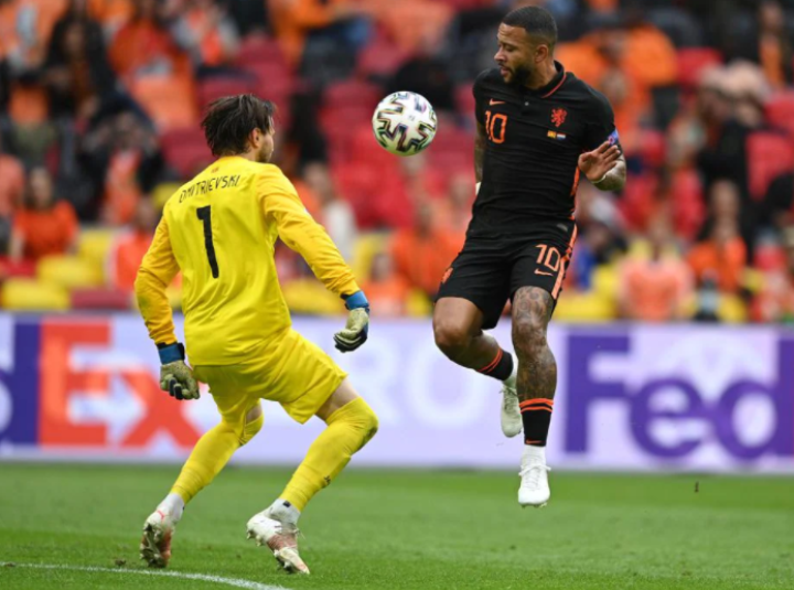 科威特与智利队在欧锦赛资格赛中迎战