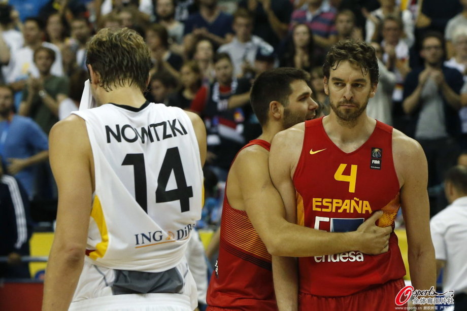 科威特与智利队在欧锦赛资格赛中迎战