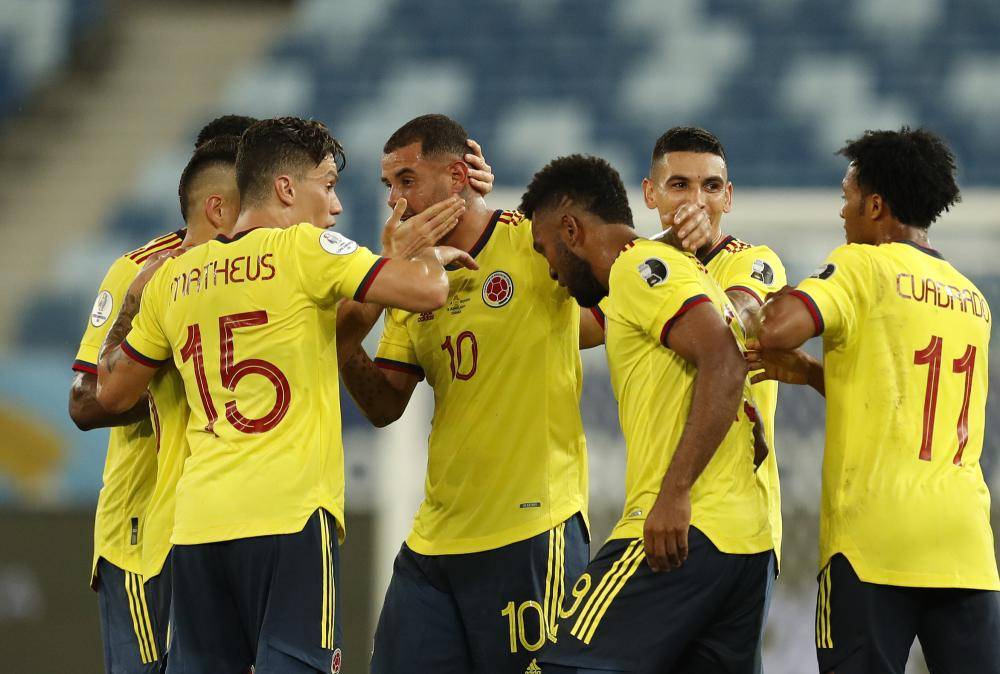 法兰克福队大获胜利,士气高涨的简单介绍 法兰克福队大获胜利,士气高涨的简单介绍