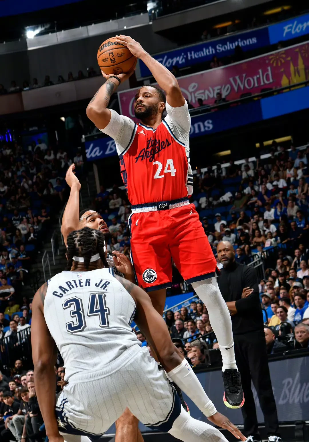 关于狂飙快船球员火爆表现,击退对手的信息 关于狂飙快船球员火爆表现,击退对手的信息