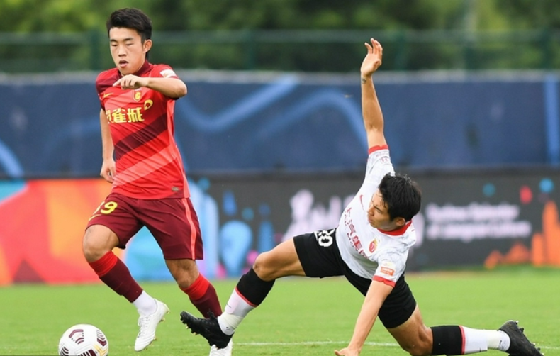 球队被逼入绝境,教练员或面临解聘压力的简单介绍 球队被逼入绝境,教练员或面临解聘压力的简单介绍