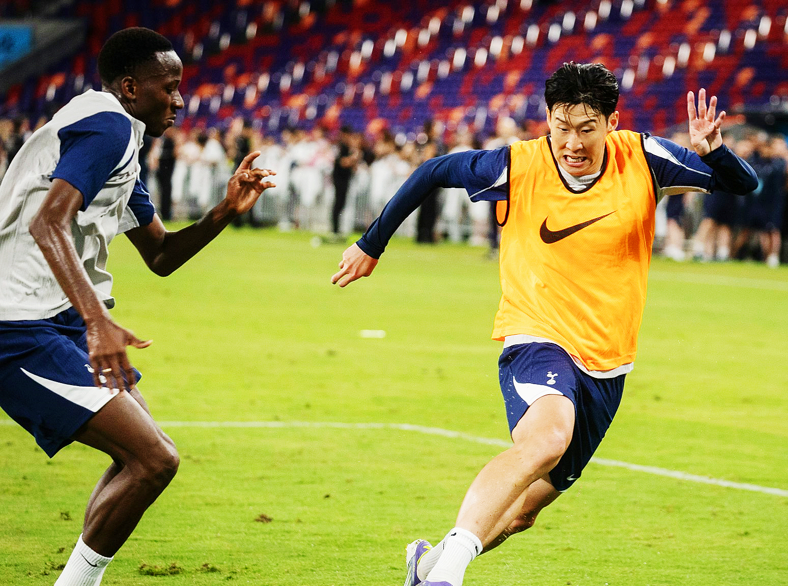 热刺中场组织失误频频，球队成绩蒙阴影的简单介绍