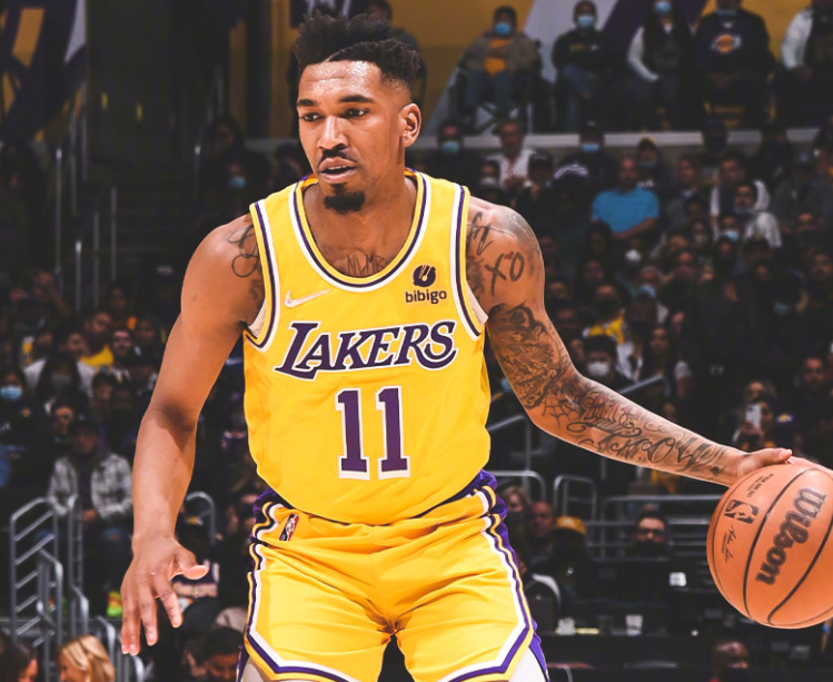 福建队鏖战湖人,乔治高光表现 福建队鏖战湖人,乔治高光表现