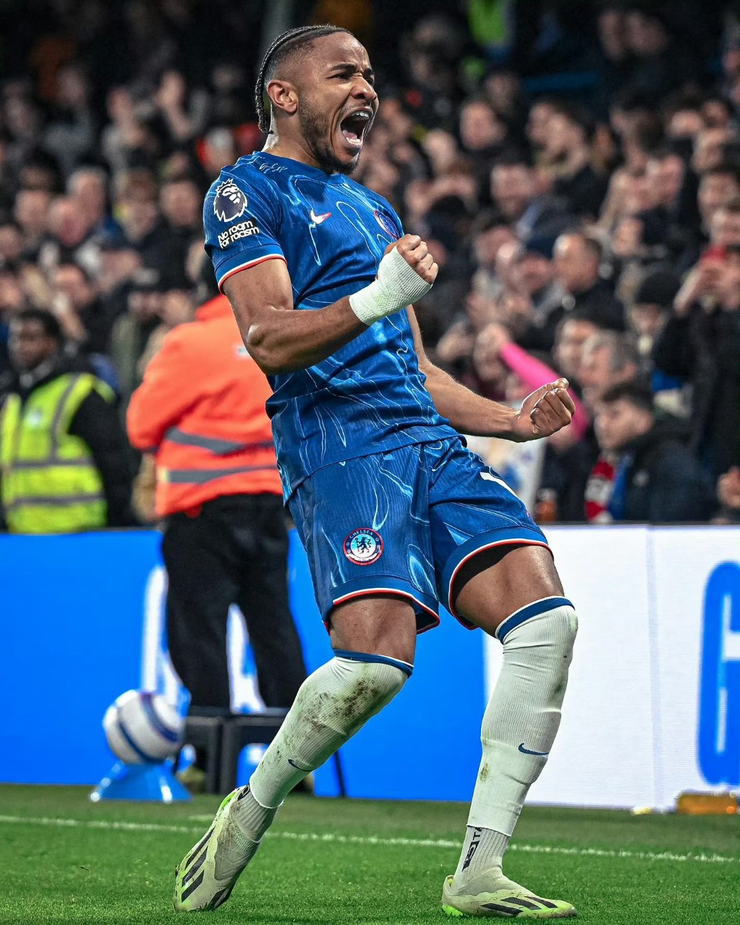 切尔西绝杀马赛,库尔图瓦统治全场 切尔西绝杀马赛,库尔图瓦统治全场