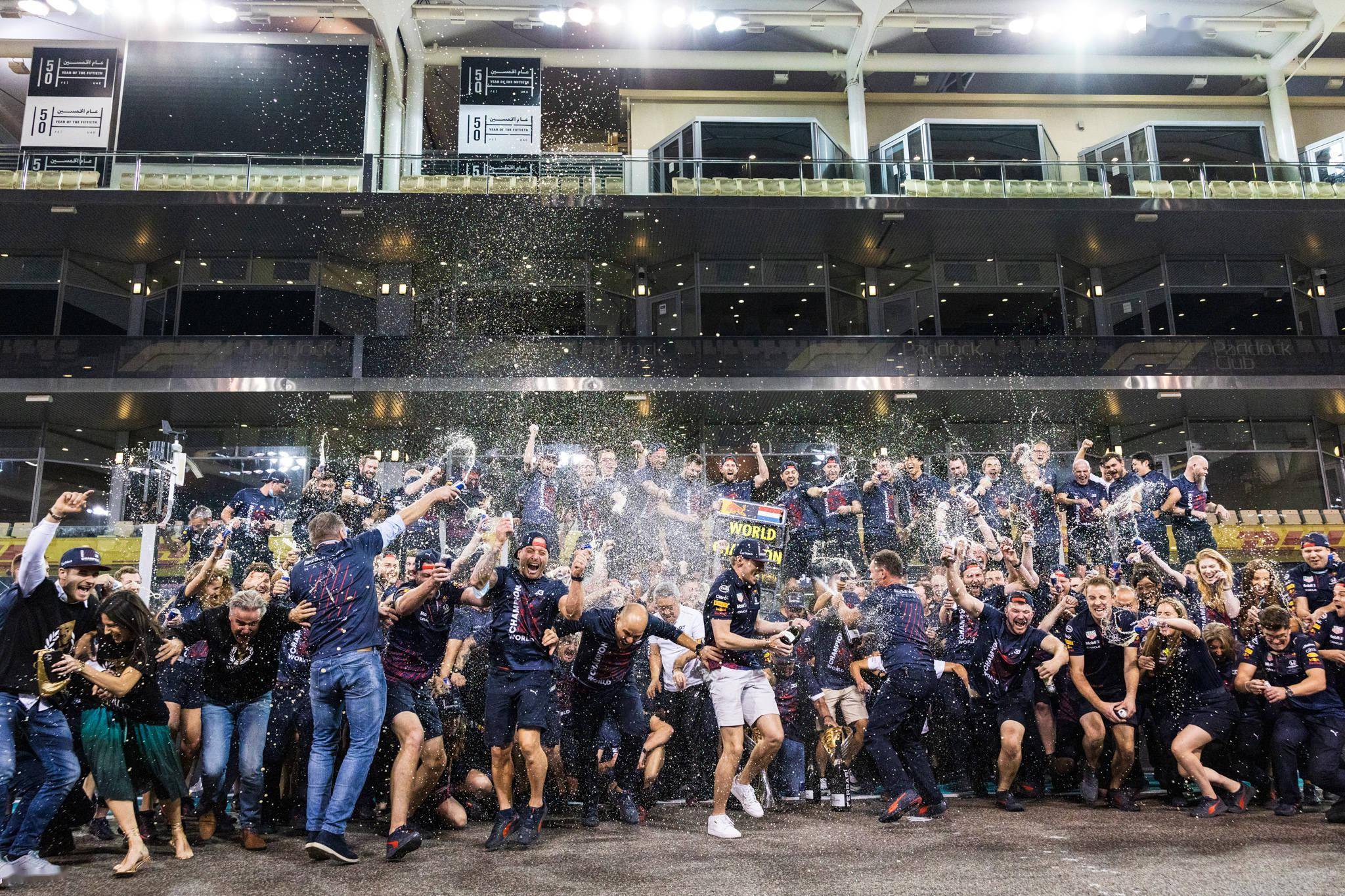 威廉姆斯绝杀阿斯顿马丁,汉密尔顿状态火热 威廉姆斯绝杀阿斯顿马丁,汉密尔顿状态火热